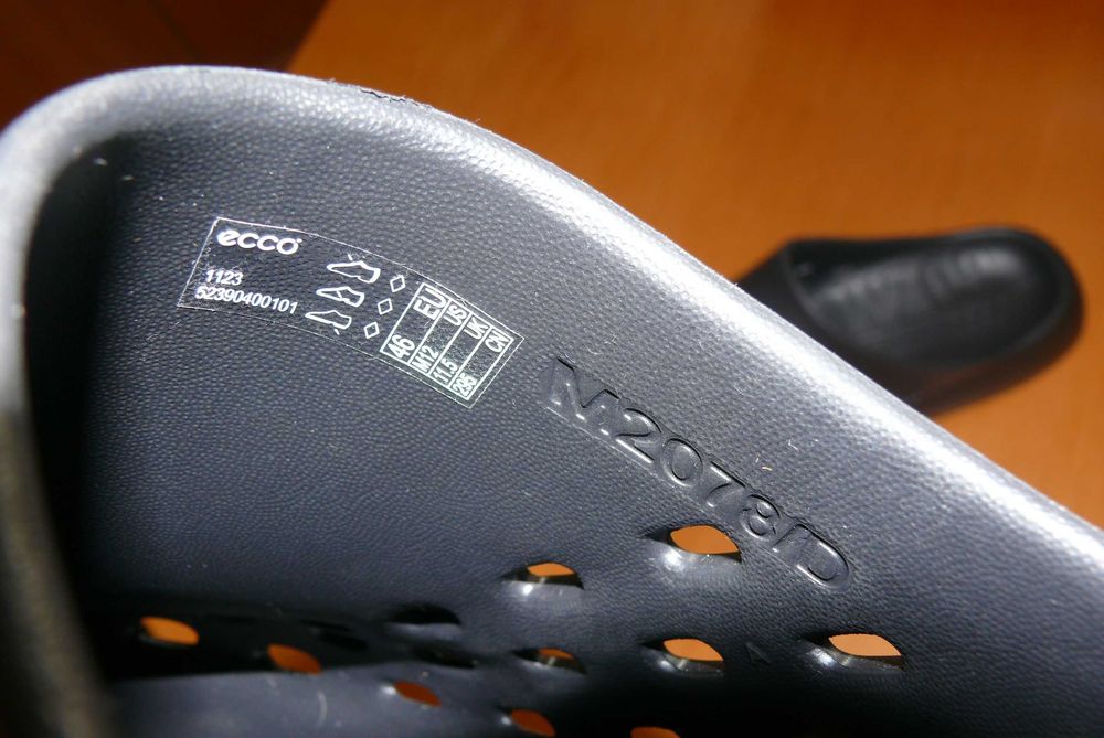 Klapki codzienne ECCO Cozmo Slide 46 EU 29,5 CM