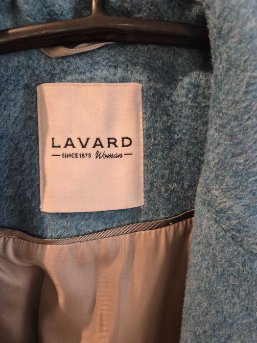 Niebieski płaszcz LAVARD