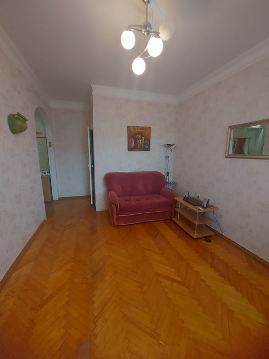 Продаєтся 2х.к  Проспект Центральний  Водопровідна