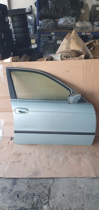Drzwi prawy przód przednie prawe BMW 5 E39