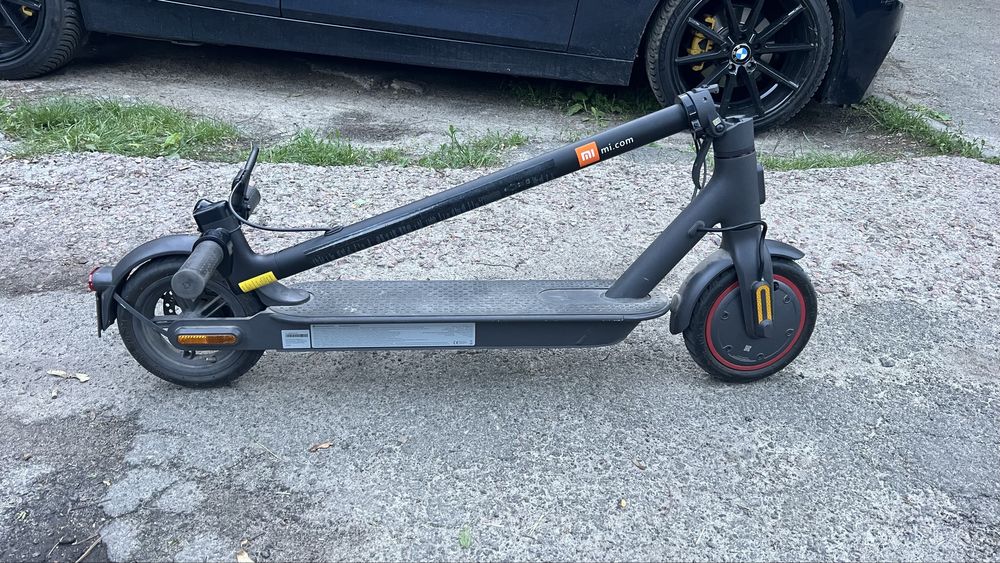 Електросамокат Xiaomi Mi Electric Scooter Pro 2 Black