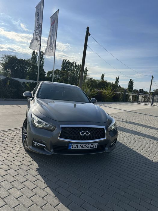 Infiniti q50 2,2d