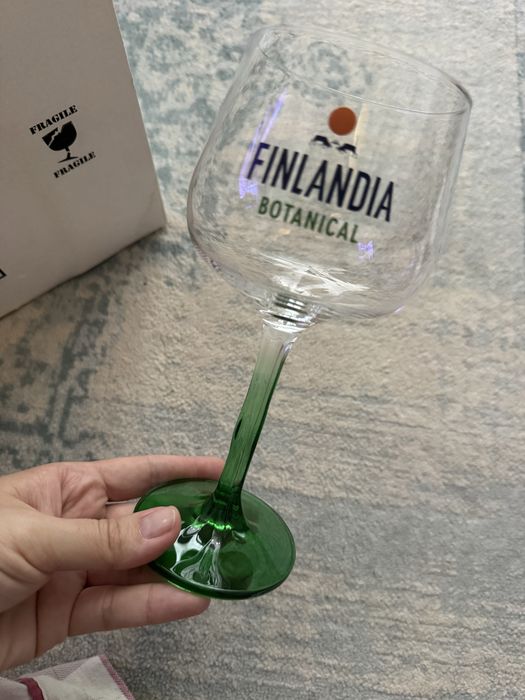Finlania kieliszki do wina 6 szt