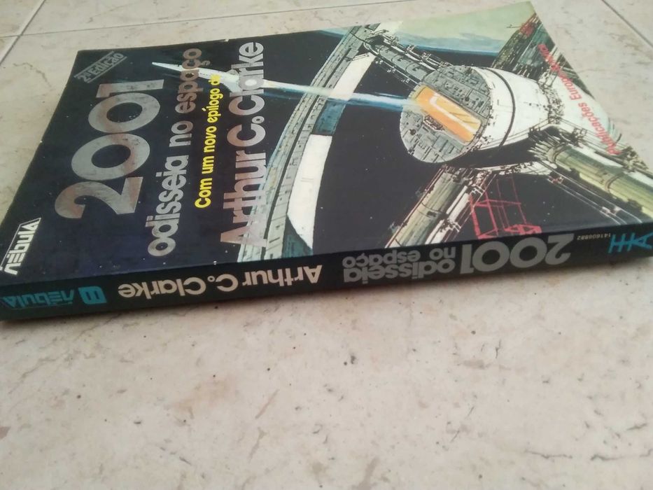 2001 - Odisseia no Espaço de Arthur C. Clarke