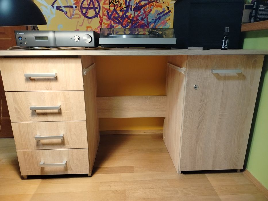 Używane biurko na sprzedaż tylko biorko