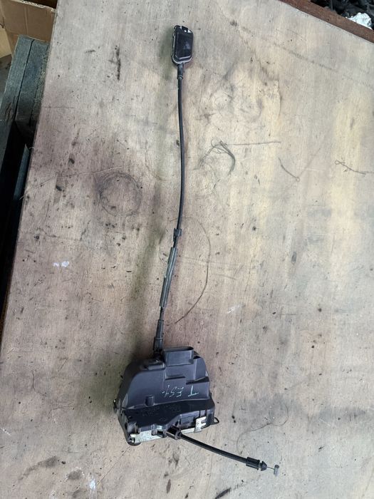Fechadura Porta Traseira Esquerda Renault Megane II / Clio / Scenic - Original