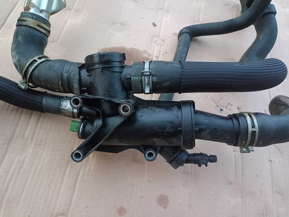 Obudowa termostat króciec citroen peugeot 2.0hdi rhr rh01