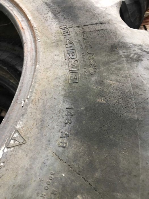 Sprzeda 2 opony Good year 18,4/38