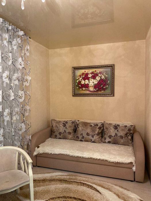 Продаж 2-кімнатної квартири вул. Небесної Сотні, 6