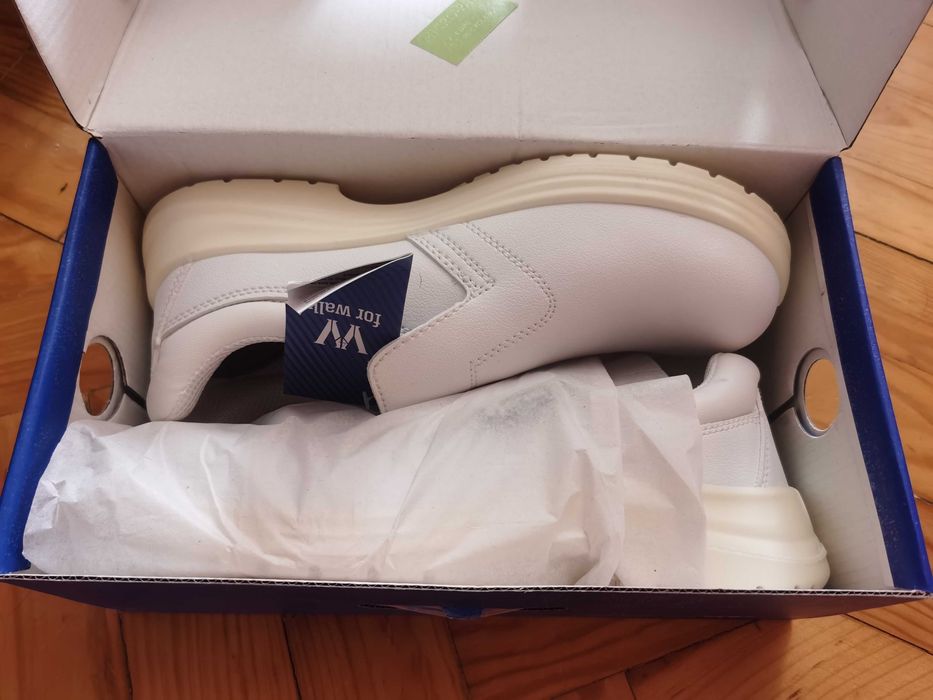 Sapatos trabalho - proteção S2 - Brancos - tamanho 41 - NOVOS