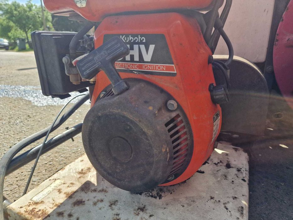 Moto Pulverizador MARUYAMA MS410ENR com chupador e enrolador - Kubota