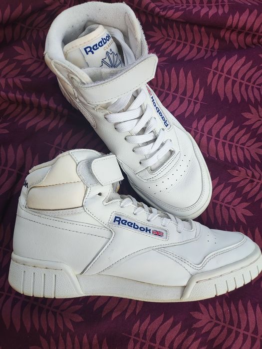 Кросівки білі фірмові