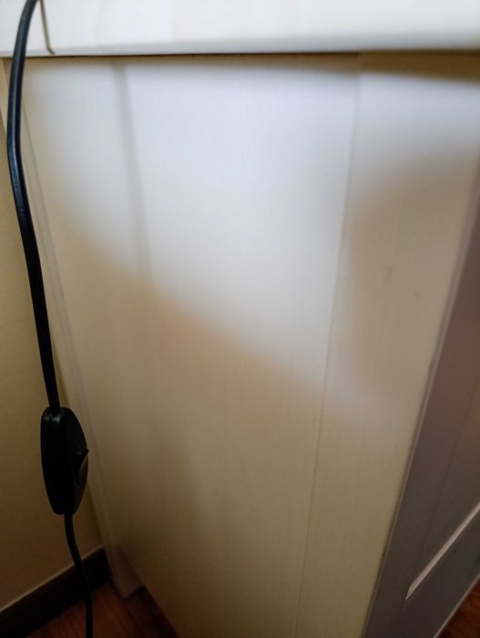 Cómoda e Mesa de Cabeceira Ikea