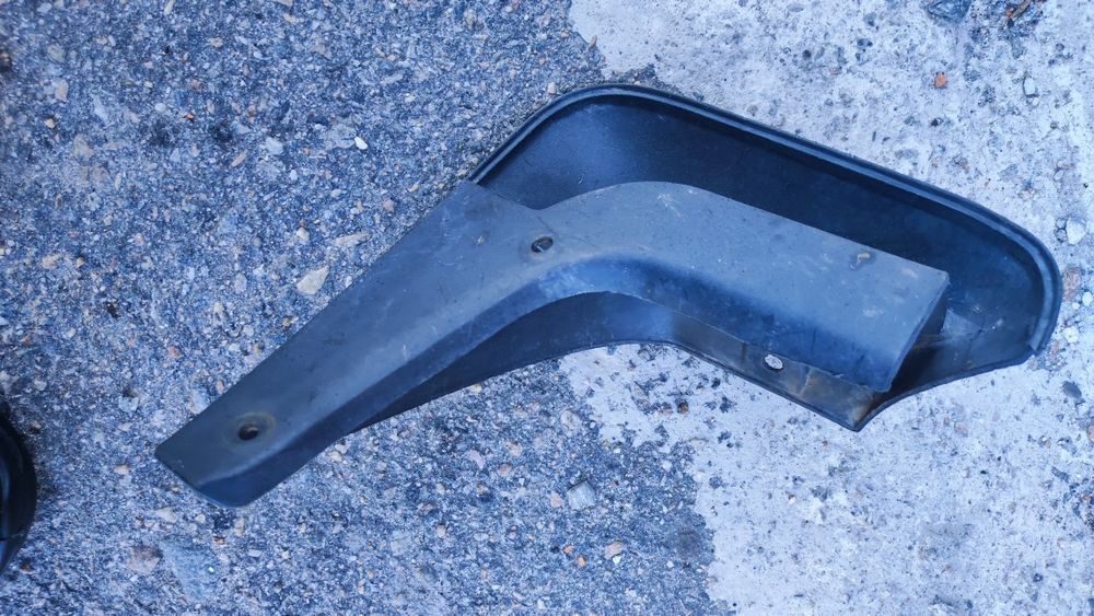 Задний левый брызговик Тойота Камри 40 2006-2011