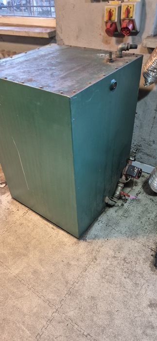 Zbiornik na wode olej