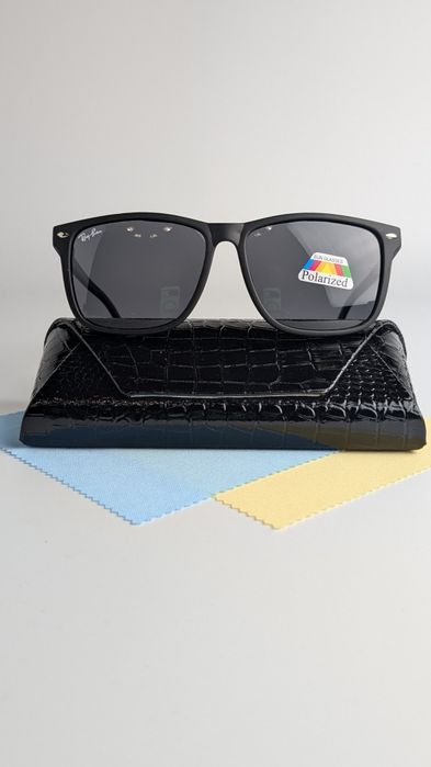 Стильні сонцезахисні окуляри Ray Ban