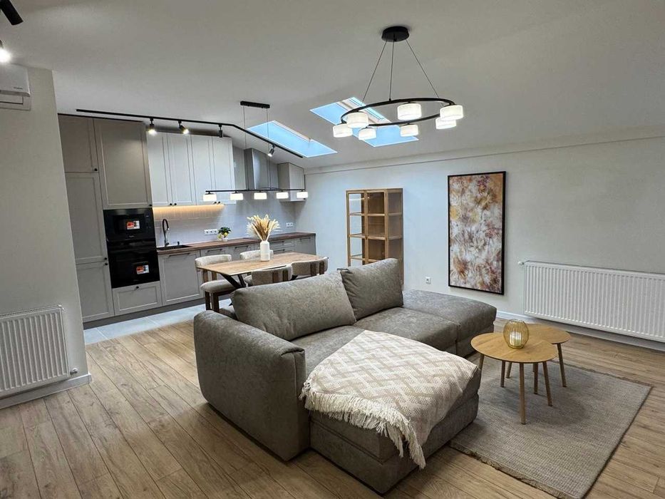 2-кімнатна з ремонтом70м,кв| Центр, Містечко Центральне,  | кухня 25 м²
