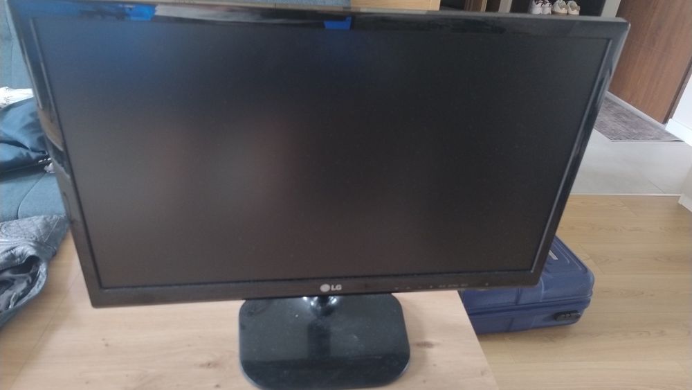 Monitor/telewizor  LG  24MT46D-PZ 24" cale