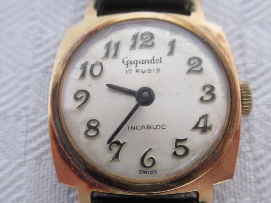 Relógios - Gigandet + Regines + Acrilico