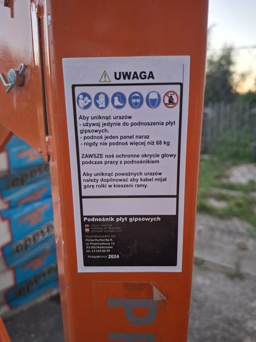 Podnośnik do płyt gipsowych