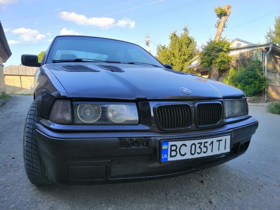 BMW           e36
