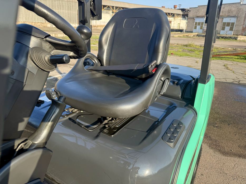 Навантажувач вилковий Mitsubishi KFGE25 ERSIS вилочный погрузчик,кара