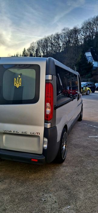 Продам Опель Виваро 2.5