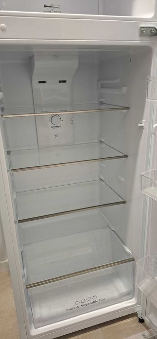 Frigorífico BECKEN BDD5394 WH 246 L