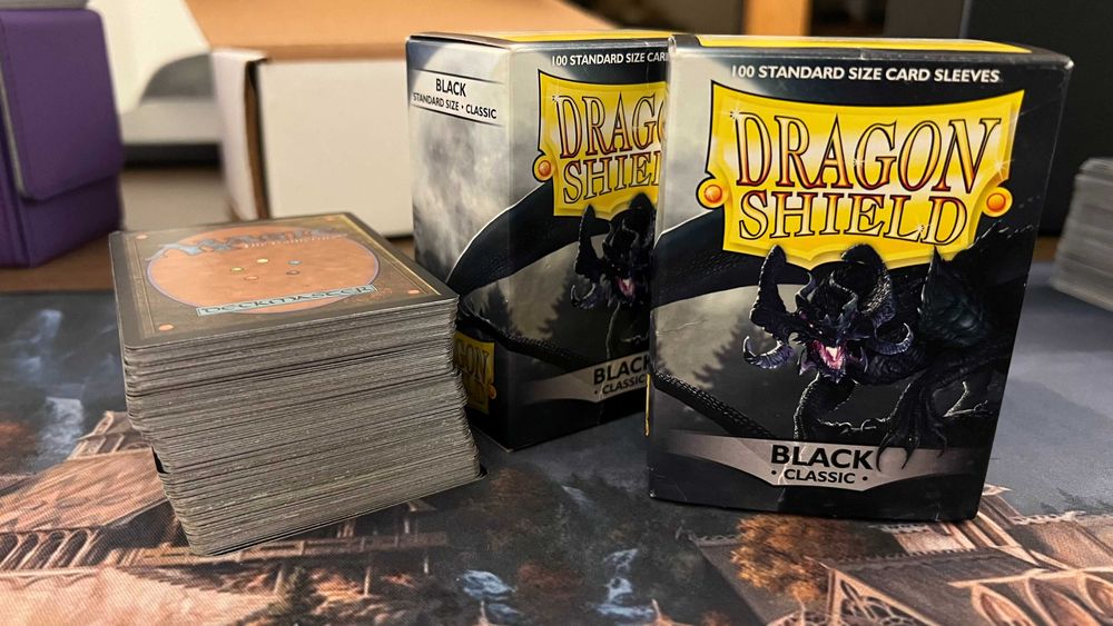 Terrenos Foil Magic The Gathering + 120 cartas comuns + 300 Sleeves