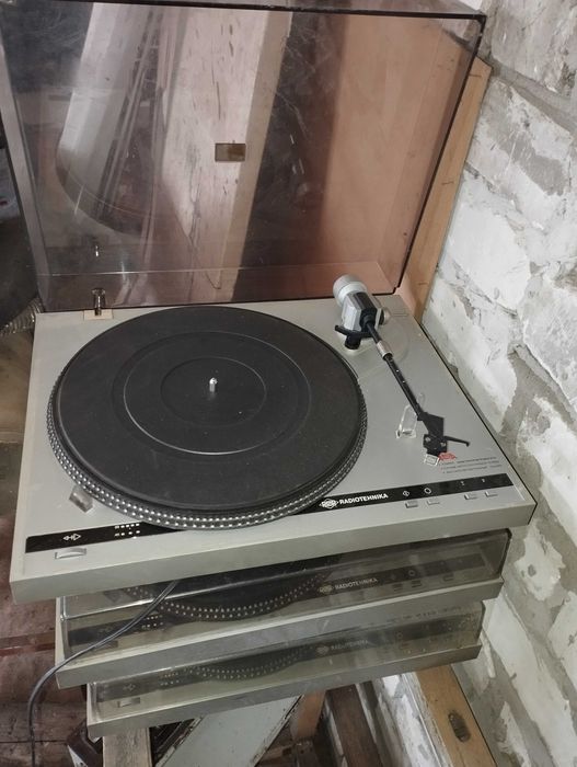 Ария 102 виниловый проигрователь