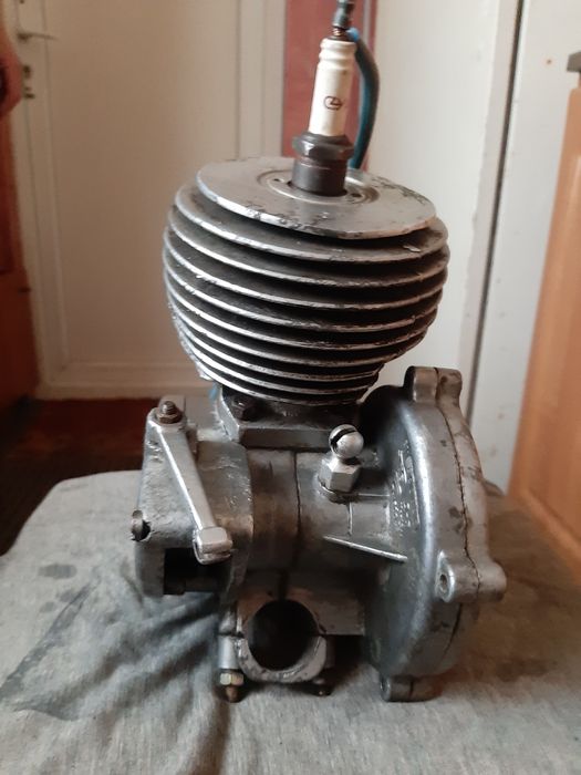 Продам двигатель Д 5