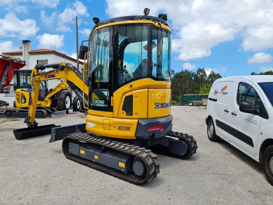 Mini Escavadora
XCMG XE35E