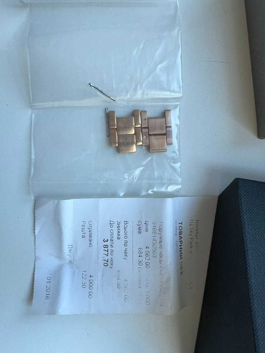 Оригінальний жіночий годинник Guess W0235L3 Rose Gold