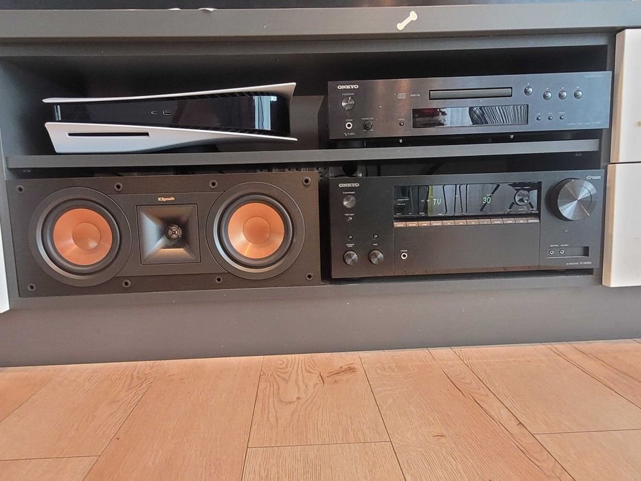 Kino domowe 5.1 Onkyo TX-NR555 + Klipsch