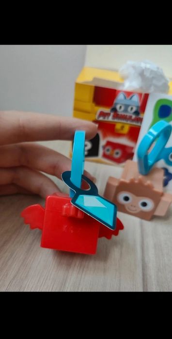 Brinquedo "Pet Simulator" McDonald’s – Novo