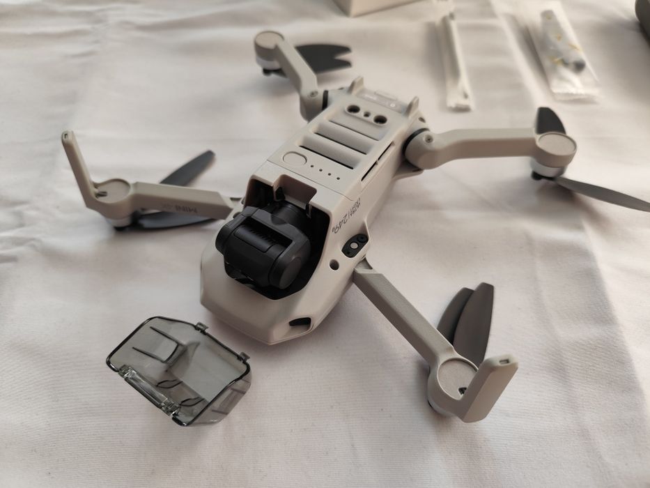 Dron DJI mini 4k gwarancja, jak nowy