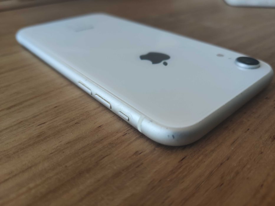 iPhone XR 256GB branco