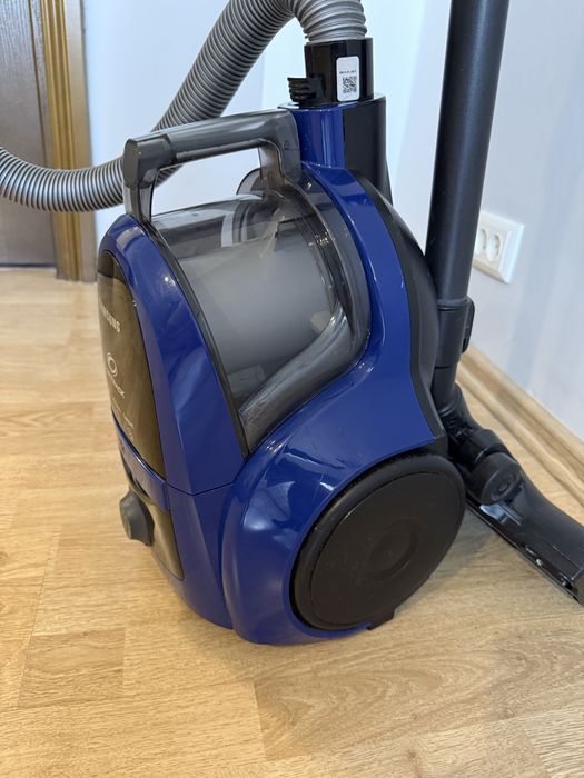 Пилосос для сухого прибирання без мішка Samsung