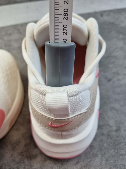 Buty Nike Zoom Bella 6