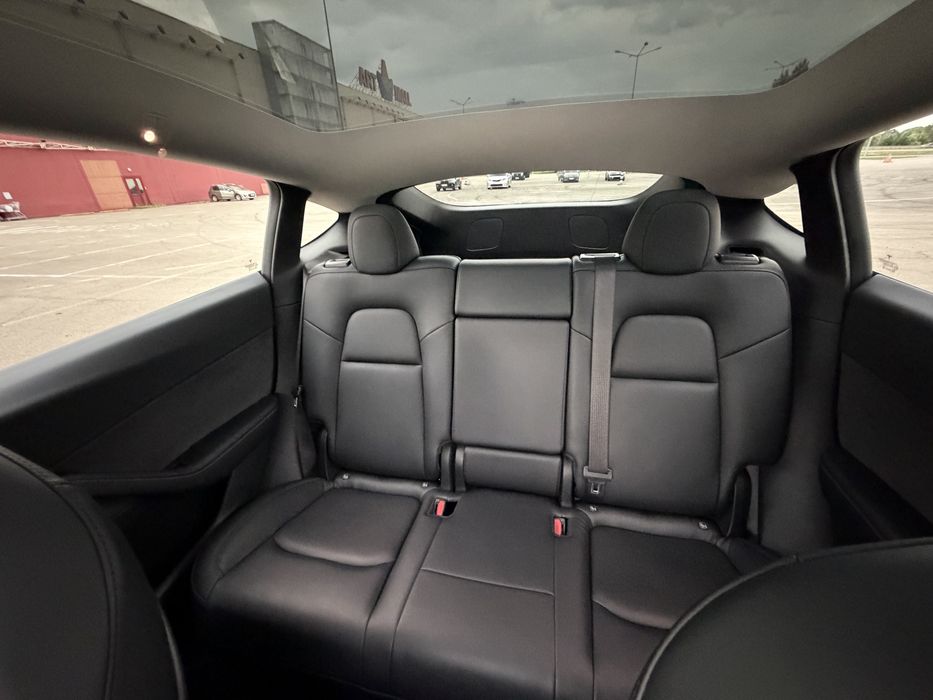 Tesla Model Y Long Range Dual Motor AWD, 2021