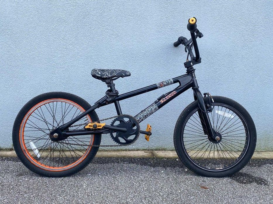 Bicicleta BMX para jovem
