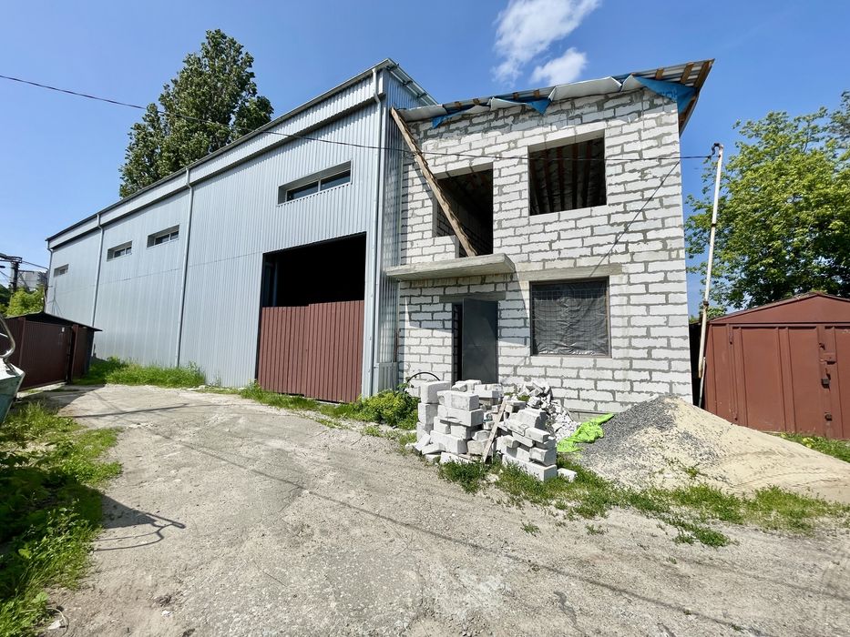 Продам ангар 180 м2. + офис 70 м2., (общая 250 м2.) ул. Белецкого, 38