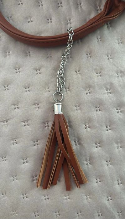 Mala de mão/tote branca e castanha com alça tiracolo