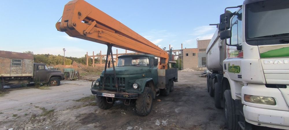 ЗІЛ 131 автовишка
