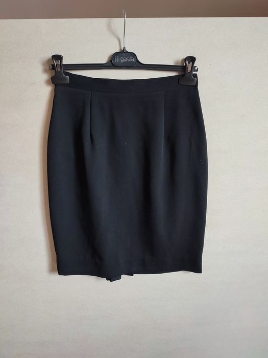 Czarna elegancka spódniczka S M