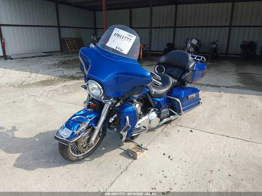 2010 Harley-Davidson FLHTCU