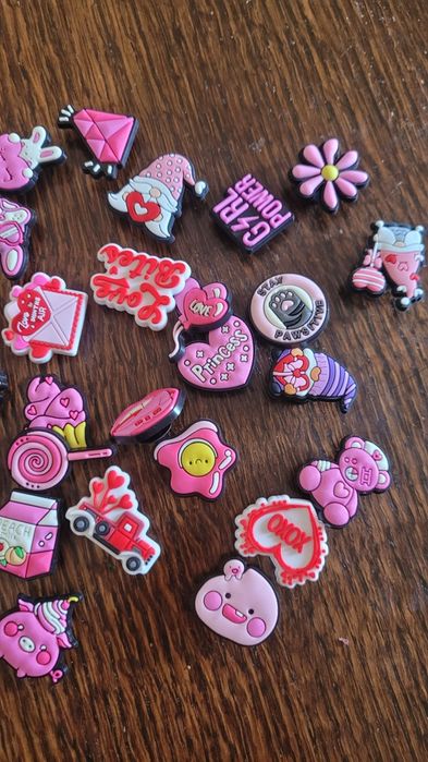 Джибитсы, украшения для кроксов  Crocs