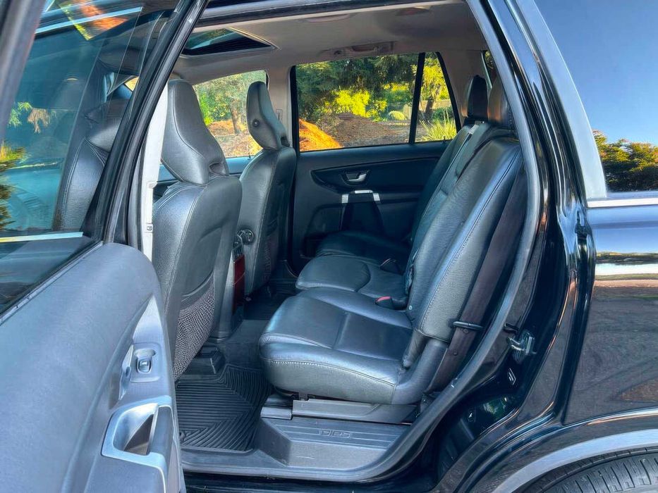 Volvo XC90      2014