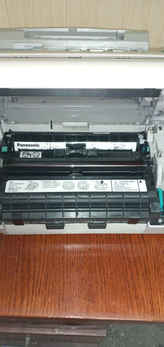 Факс Panasonic KX-FL403UA