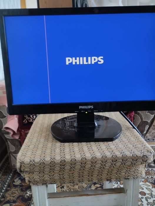 Монитор Philips 2009